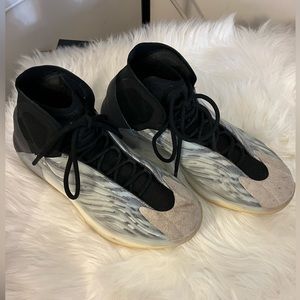 Yeezy Boost Basketball Shoes, size 10